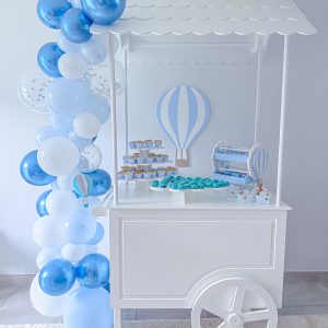 Chariot en bois blanc